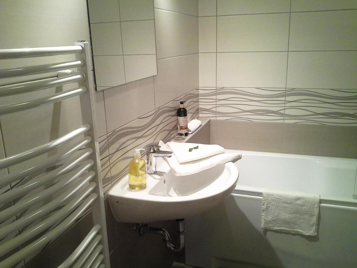 Alexandra Apartment Hajduszoboszlo - Chic Flat מראה חיצוני תמונה